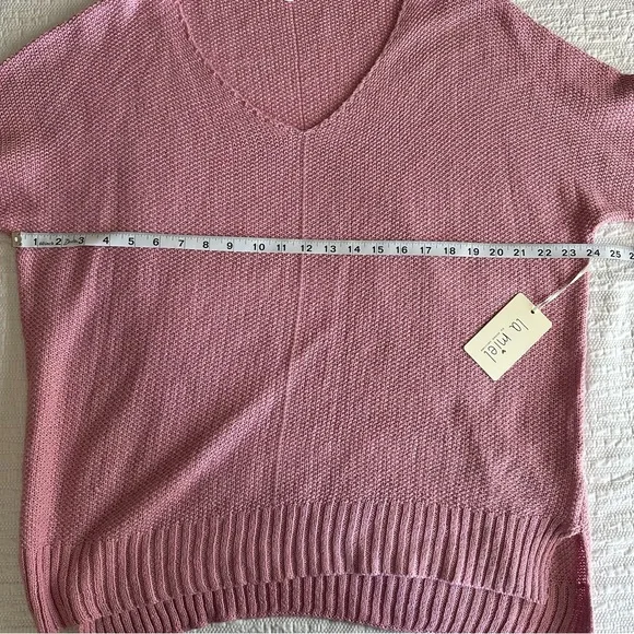 Pink Sweater‎ - Lightweight - Picture 8 of 11
